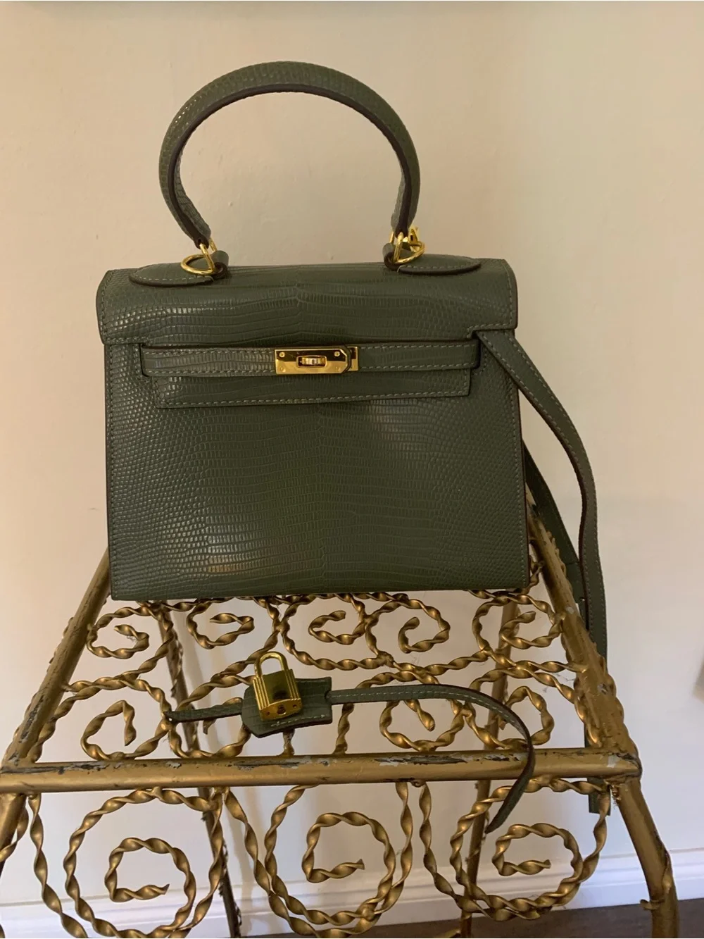 Green Textured Top-Handle Women's Leather Bag with Gold Hardware